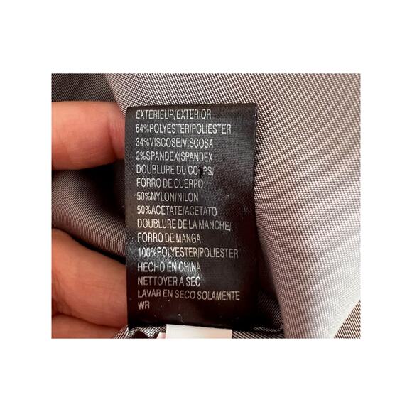 Tahari Dark Gray Cropped Blazer Button Closure Career Ruche Shoulders Size 10 - Picture 10 of 11